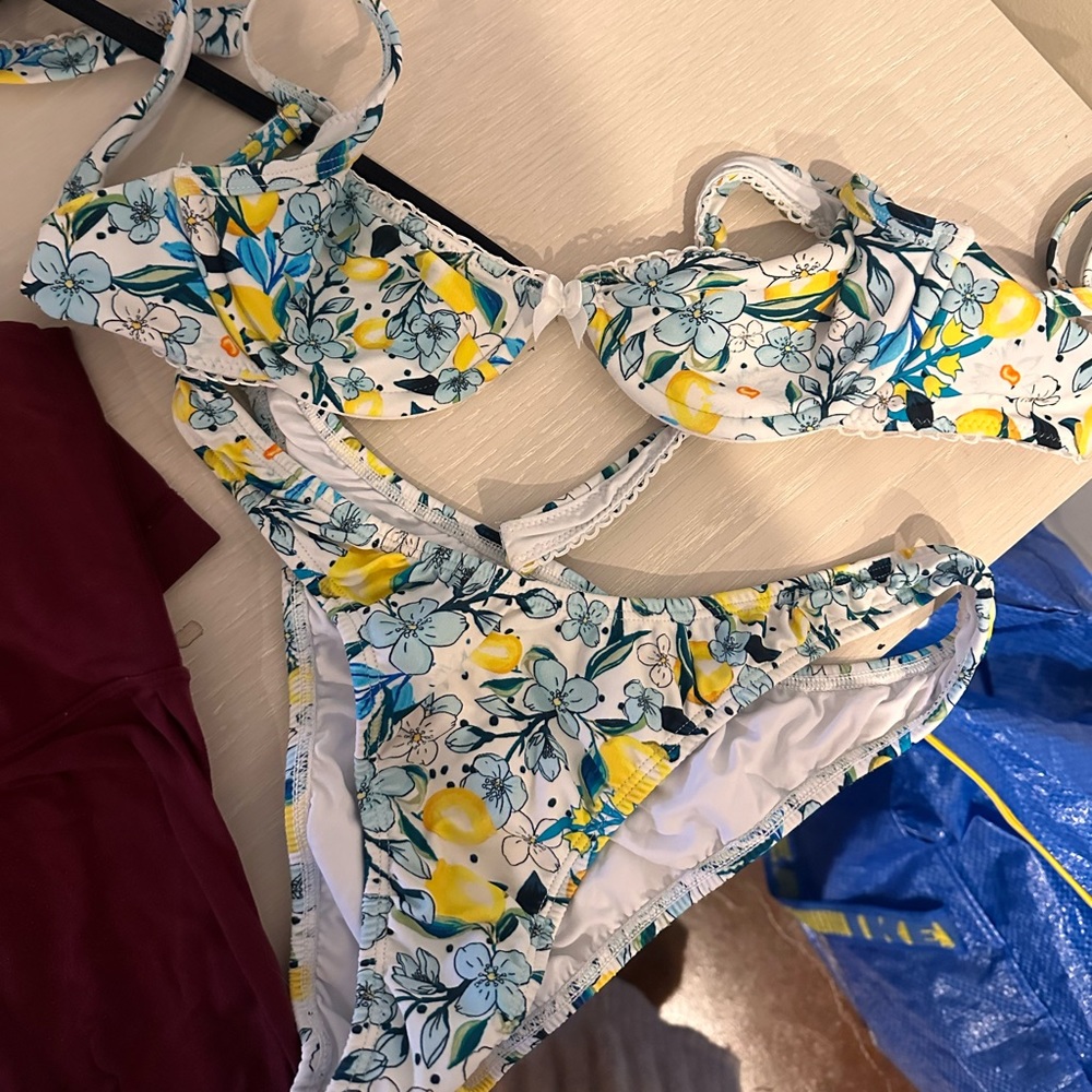 Blackbough bikini *WORN ONCE*